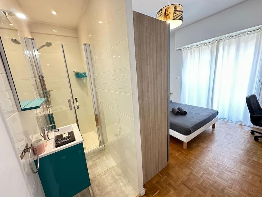 Apartment Avec 4 Doubles - Proche De La Mer, Des Transports Et De La Promenade Des Nizza